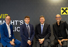 v. l. IV-Tirol-Geschäftsführer Michael Mairhofer, Head of Raiffeisen Research Gunter Deuber, RLB-Tirol-Vorstandsvorsitzender Thomas Wass und GAW-Ökonom Stefan Haigner