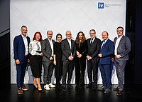 IV-Tirol-Vizepräsident Simon Meinschad, Landesrätin Cornelia Hagele, Landesrat Mario Gerber, IV-Tirol-Vizepräsidentin Gabriele Punz-Praxmarer, IV-Tirol-Präsident Max Kloger, Landesrätin Eva Pawlata, IV-Tirol-Vizepräsident Karlheinz Wex, Landeshauptmann-Stellvertreter Josef Geisler und IV-Tirol-Vizepräsident Holger König
