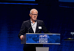 IV-Tirol-Präsident Max Kloger bei seiner Eröffnungsrede beim 33. Tiroler Wirtschaftsforum